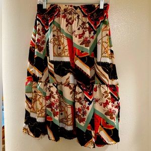 Zoya patterned tiered midi skirt. Size 4